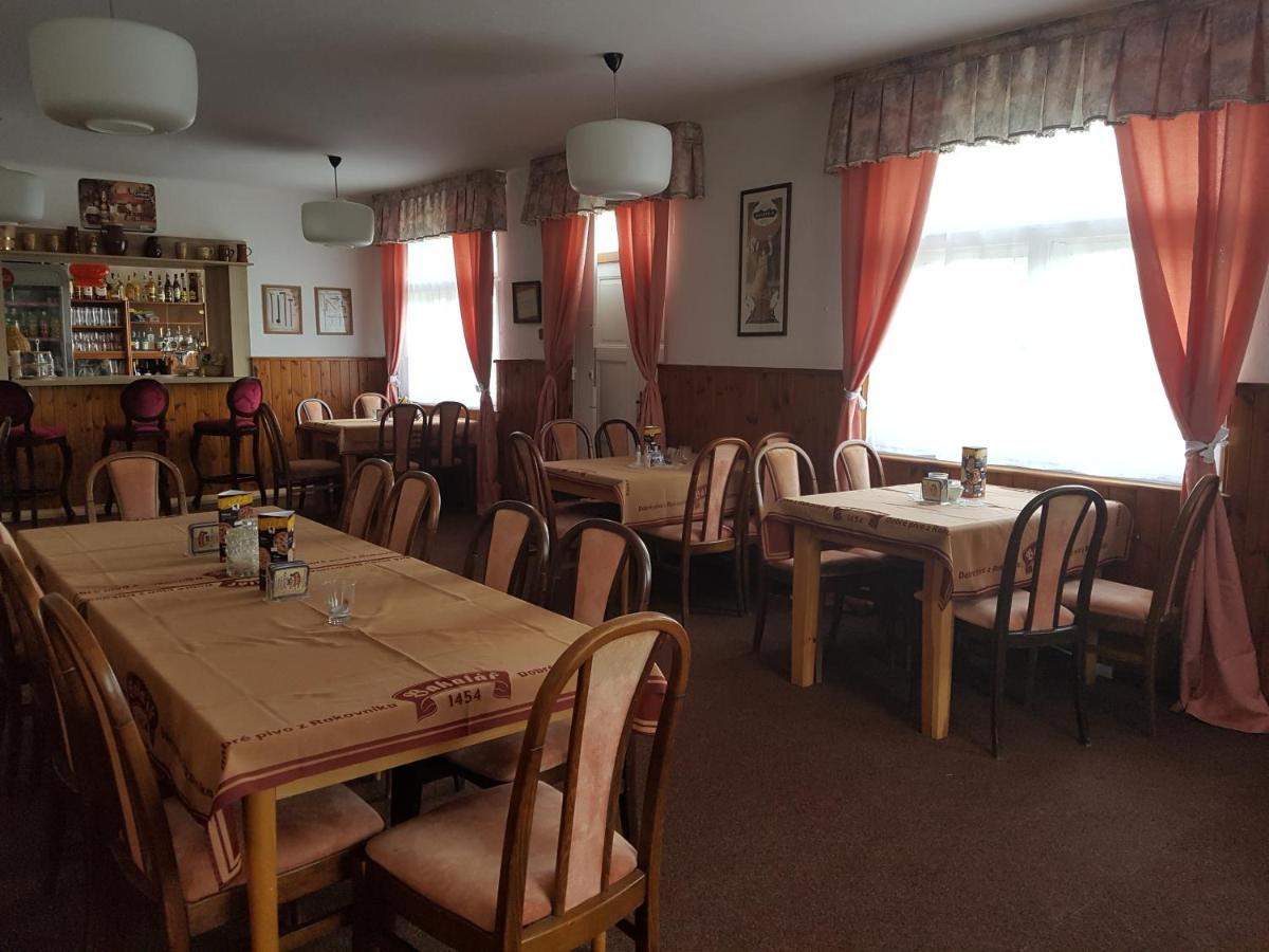 Penzion Na Pracharne Kladruby  المظهر الخارجي الصورة
